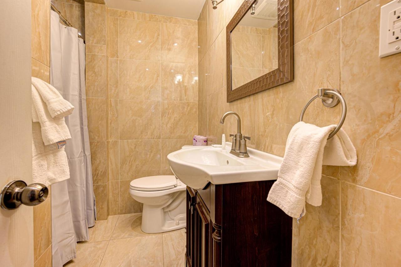 St. George Suites Stratford Exterior foto