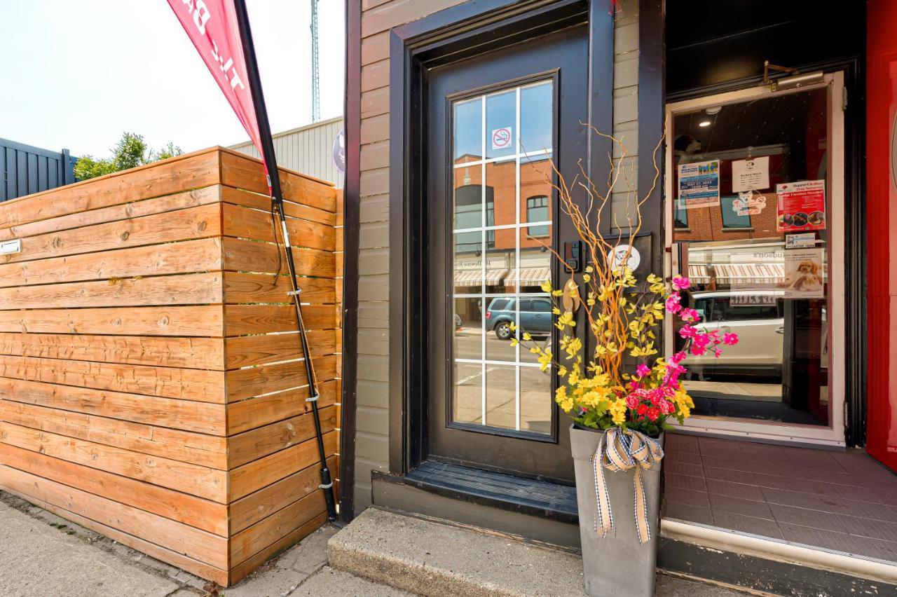 St. George Suites Stratford Exterior foto